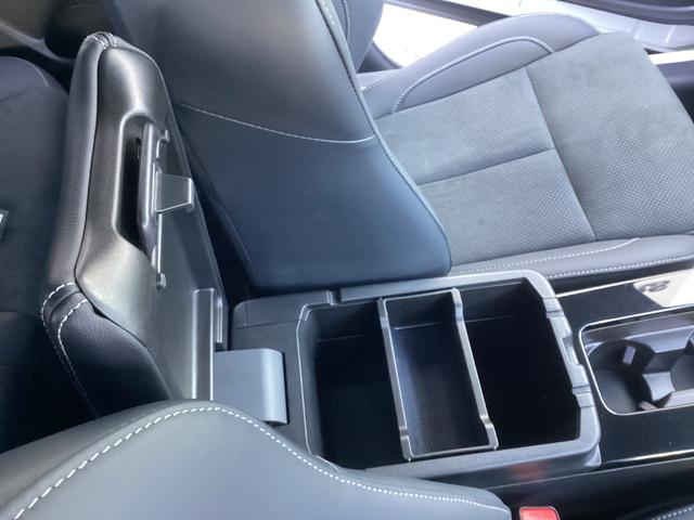 エクリプスクロスＰＨＥＶ Ｐ　元試乗車　電気温水式ヒーター　電動シート　スマホ連携ナビ　全周囲カメラ　ＥＴＣ２．０　マイパイロット　衝突被害軽減ブレーキ　後側方車両検知警報システム　ＡＣ１５００Ｗ　電動リヤゲート　シートヒーター（57枚目）