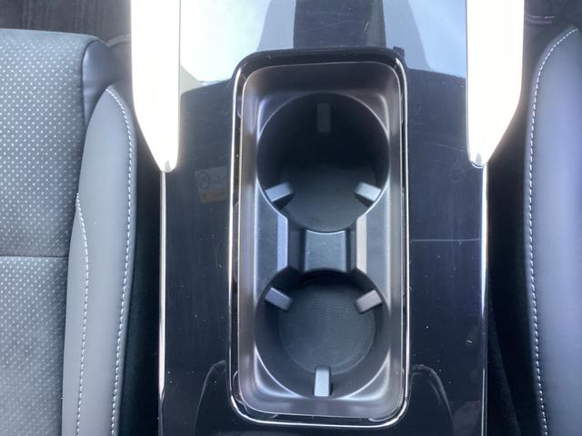 エクリプスクロスＰＨＥＶ Ｐ　元試乗車　電気温水式ヒーター　電動シート　スマホ連携ナビ　全周囲カメラ　ＥＴＣ２．０　マイパイロット　衝突被害軽減ブレーキ　後側方車両検知警報システム　ＡＣ１５００Ｗ　電動リヤゲート　シートヒーター（58枚目）