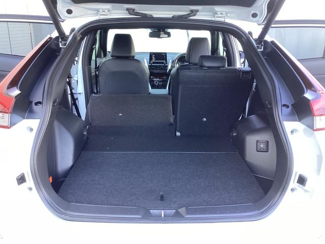 エクリプスクロスＰＨＥＶ Ｐ　元試乗車　電気温水式ヒーター　電動シート　スマホ連携ナビ　全周囲カメラ　ＥＴＣ２．０　マイパイロット　衝突被害軽減ブレーキ　後側方車両検知警報システム　ＡＣ１５００Ｗ　電動リヤゲート　シートヒーター（61枚目）