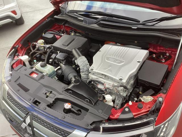 アウトランダーＰＨＥＶ Ｇプラスパッケージ　ワンオーナー　スマホ連携ナビ　電動シート　全周囲カメラ　ＥＴＣ２．０　ドラレコ前後　レーダークルーズコントロール　衝突被害軽減ブレーキ　後側方車両検知警報システム　電動リヤゲート　ＡＣ１５００Ｗ（72枚目）