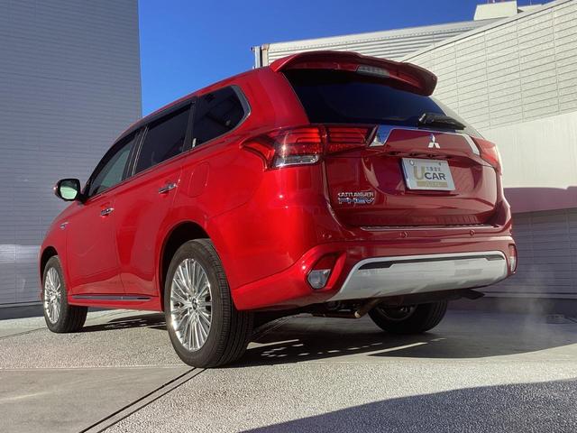 アウトランダーＰＨＥＶ Ｇプラスパッケージ　ワンオーナー　スマホ連携ナビ　電動シート　全周囲カメラ　ＥＴＣ２．０　ドラレコ前後　レーダークルーズコントロール　衝突被害軽減ブレーキ　後側方車両検知警報システム　電動リヤゲート　ＡＣ１５００Ｗ（76枚目）