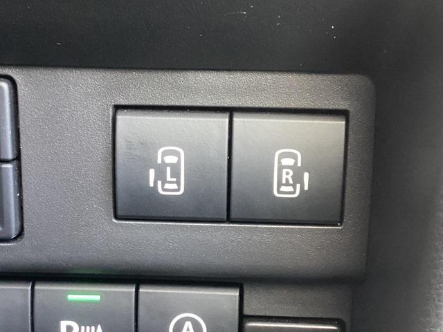 ��ȃX���C�h�h�A�͗����d���ŊJ���߉\�ł��I�^�]�Ȃɂ��邱����̃{�^�����������ł��܂��I