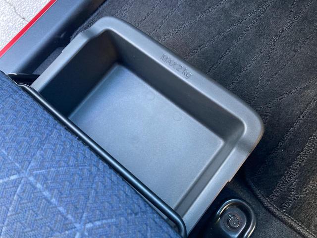 ����ȃV�[�g���ɂ͈����o���^�C�v�̃g���C���I�C������Ă��������ȕ֗��Ȏ��[�X�y�[�X�I