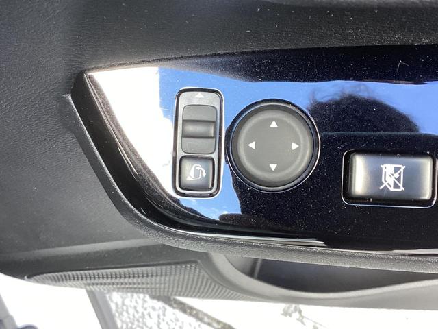 �d���i�[�~���[����������Ă���̂ŁA���l���ς�������ȂǎԂ���~��ă~���[�̊p�x�𒲐߂��Ȃ��Ă��ǂ�����y�`���I