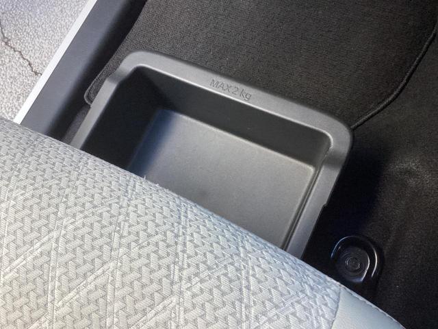 ����ȃV�[�g���ɂ͈����o���^�C�v�̃g���C���I�C������Ă��������ȕ֗��Ȏ��[�X�y�[�X�I