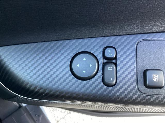 �d���i�[�~���[����������Ă���̂ŁA���l���ς�������ȂǎԂ���~��ă~���[�̊p�x�𒲐߂��Ȃ��Ă��ǂ�����y�`���I