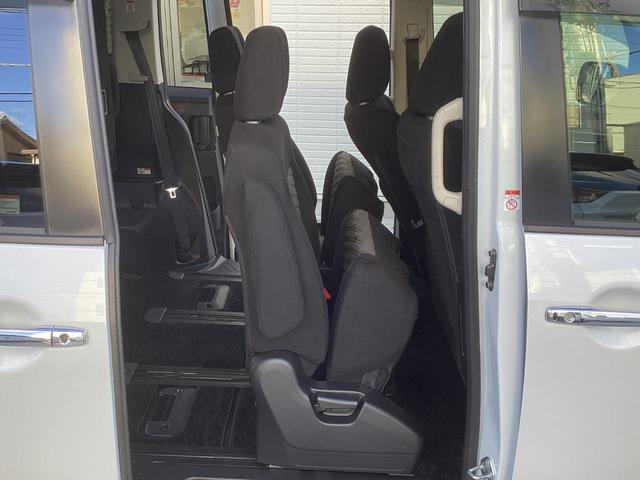 �Q��ڃV�[�g�̓`�b�v�A�b�v�ł���̂łR��ڂւ̏��~���ו�����������ς݂������ɂ͕֗��I