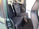 後席シートは左右別々でリクライニング、シートスライドが可能です！