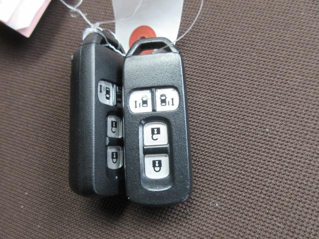 Ｎ－ＢＯＸ Ｇ　ＳＳパッケージ　社外ナビ　フルセグ　ミュージックキャッチャー　両側オートスライドドア　ＥＴＣ　オートエアコン　純正アルミホイール　ウィンカーミラー（4枚目）