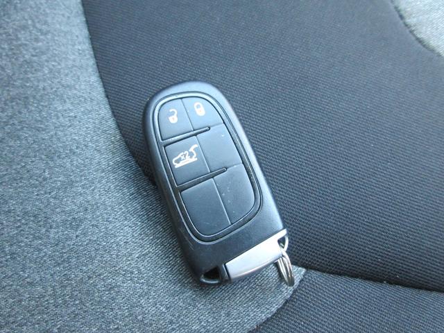 CHRYSLER JEEP JEEP CHEROKEE LONGITUDE