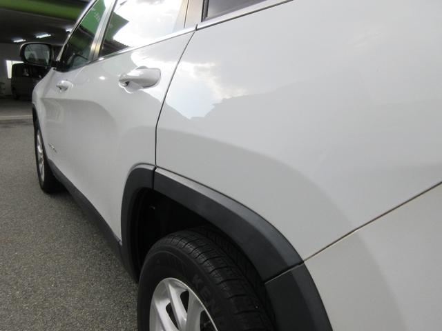 CHRYSLER JEEP JEEP CHEROKEE LONGITUDE