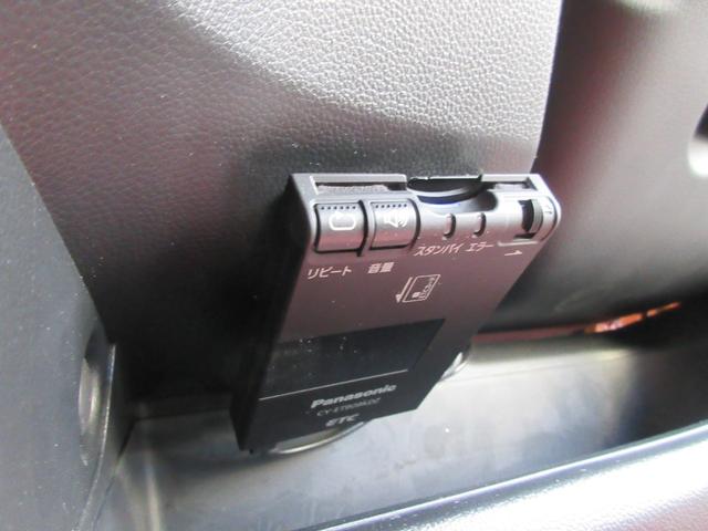 Ｎ－ＯＮＥ プレミアム・Ｌパッケージ　社外ナビ　ＴＶ　ＥＴＣ　スマートキー２個　本革ステアリング　純正アルミホイール　オートライト　プッシュスタート（3枚目）