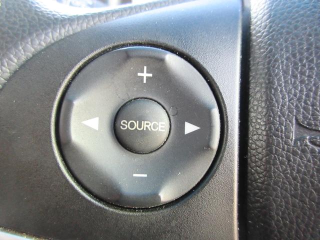 フィット １３Ｇ・Ｌパッケージ　純正ナビ　Ｂｌｕｅｔｏｏｔｈ　ドライブレコーダー　バックカメラ　ステアリングリモコン　ＨＩＤ　オートライト　ＥＴＣ　スマートキー（10枚目）