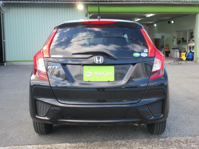 フィット １３Ｇ・Ｌパッケージ　純正ナビ　Ｂｌｕｅｔｏｏｔｈ　ドライブレコーダー　バックカメラ　ステアリングリモコン　ＨＩＤ　オートライト　ＥＴＣ　スマートキー（24枚目）