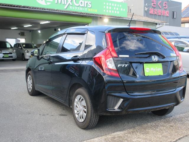 フィット １３Ｇ・Ｌパッケージ　純正ナビ　Ｂｌｕｅｔｏｏｔｈ　ドライブレコーダー　バックカメラ　ステアリングリモコン　ＨＩＤ　オートライト　ＥＴＣ　スマートキー（25枚目）