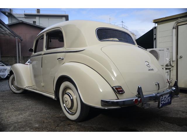 メルセデス・ベンツその他 ２２０　Ｗ１８７　１９５２ウエスタン自動車正規輸入　Ｌｅｆｔ　ｈａｎｄ　ｄｒｉｖｅ　ＣｌａｓｓｉｃＣａｒ　Ｏｌｄ　ＭｅｒｃｅｄｅｓＢｅｎｚ　４Ｄｏｏｒ　ｓｕｉｃｉｄｅ　ｄｏｏｒ　ｓｅｍａｐｈｏｒｅ　Ｋｙｏｔｏ（24枚目）