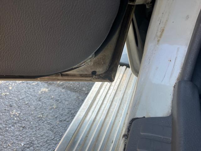 ����ȃh�A�����O