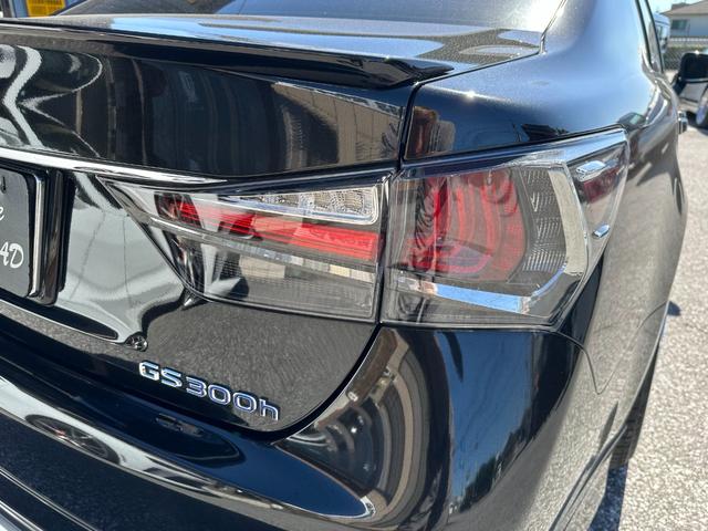 ＧＳ ＧＳ３００ｈ　バージョンＬ　黒革シート　サンルーフ　ワークジーストＳＴ３　２０インチＡＷ　ロームエアーエアサスキット　スキッパーエアロ（Ｓ）　エスプリエアロ（Ｆ）　Ｂカメラ　ＥＴＣ　マフラーカッター　Ｐトランク構造変更エアサス（9枚目）