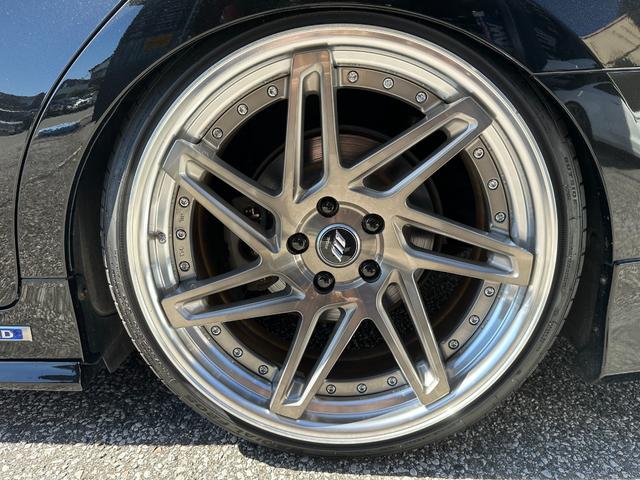 ＧＳ ＧＳ３００ｈ　バージョンＬ　黒革シート　サンルーフ　ワークジーストＳＴ３　２０インチＡＷ　ロームエアーエアサスキット　スキッパーエアロ（Ｓ）　エスプリエアロ（Ｆ）　Ｂカメラ　ＥＴＣ　マフラーカッター　Ｐトランク構造変更エアサス（11枚目）