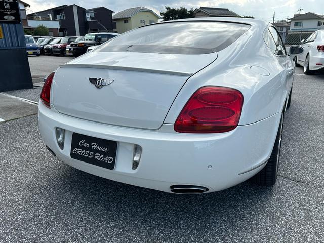 コンチネンタル ＧＴ　ＥＴＣ　純正２０インチＡＷ　革シート　Ｐトランク　ユピテルドラレコ　新品ワイドトレッドスペーサー（Ｈ＆Ｒ）　プッシュスタート（8枚目）