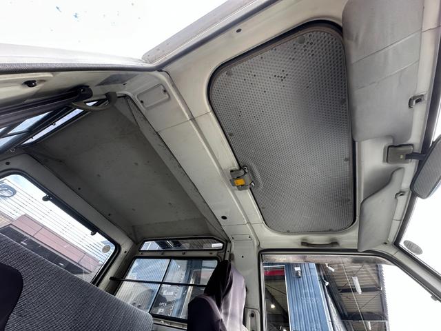 ラガー ターボ　ＥＸ　４ＷＤ　純正ウィンチ　リアジャンピングカブラー　リア牽引フック（11枚目）