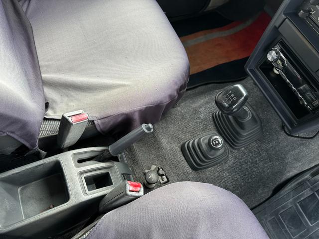 ラガー ターボ　ＥＸ　４ＷＤ　純正ウィンチ　リアジャンピングカブラー　リア牽引フック（16枚目）