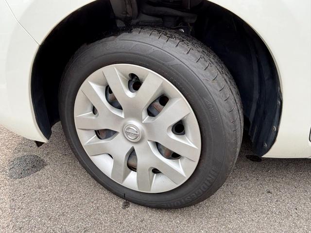 リーフ Ｘ　車検令和８年１月まで　８セグメント　アラウンドビューモニター（17枚目）