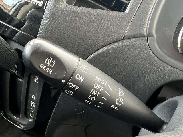 �y�w�b�h���C�g���x���C�U�[�z���������@�\�B������Ń��C�g���Ƃ炷�����𒲐��ł��܂��B�����h���C�u�̍ۂ͂���������Ƃ炵�Ĉ��S���s���Ă��������B