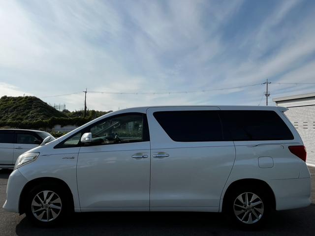 アルファードハイブリッド X 霊柩車 寝台車 搬送車 棺・ストレッチャー対応 電動スライドドア カーナビ テレビ バックカメラ ETC ステアリングリモコン オートエアコン オートライト 電動格納ミラー パワーウィンドウ(9枚目)