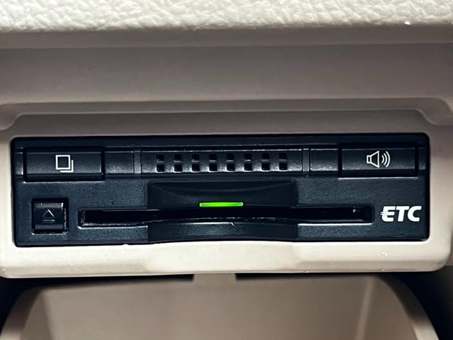 アルファードハイブリッド X 霊柩車 寝台車 搬送車 棺・ストレッチャー対応 電動スライドドア カーナビ テレビ バックカメラ ETC ステアリングリモコン オートエアコン オートライト 電動格納ミラー パワーウィンドウ(47枚目)