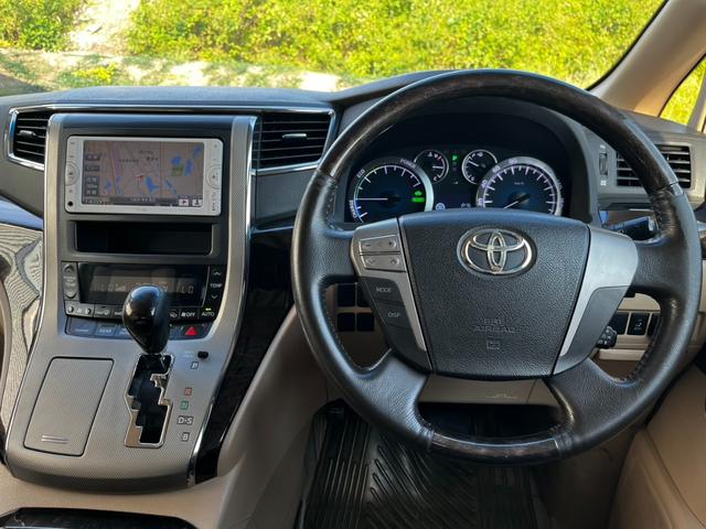 アルファードハイブリッド X 霊柩車 寝台車 搬送車 棺・ストレッチャー対応 電動スライドドア カーナビ テレビ バックカメラ ETC ステアリングリモコン オートエアコン オートライト 電動格納ミラー パワーウィンドウ(51枚目)