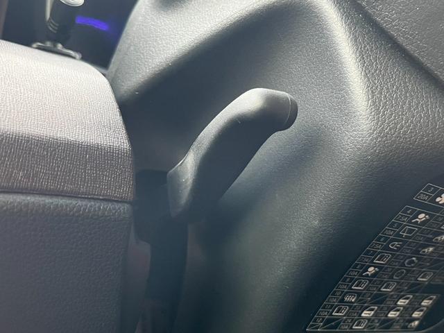 N-ONE プレミアム・Lパッケージ 純正ナビ TV CD/DVD バックカメラ ETC ステアリングリモコン ECON 横滑り防止 オートAC オートライト 電格ミラー パワーウィンドウ プッシュスタート スマートキー 1年保証(48枚目)