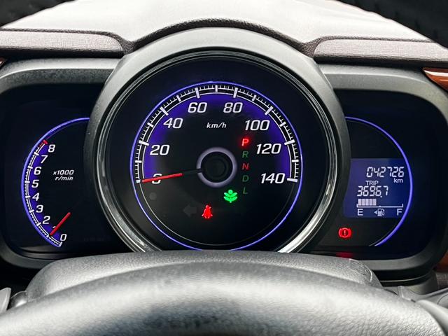 N-ONE プレミアム・Lパッケージ 純正ナビ TV CD/DVD バックカメラ ETC ステアリングリモコン ECON 横滑り防止 オートAC オートライト 電格ミラー パワーウィンドウ プッシュスタート スマートキー 1年保証(53枚目)