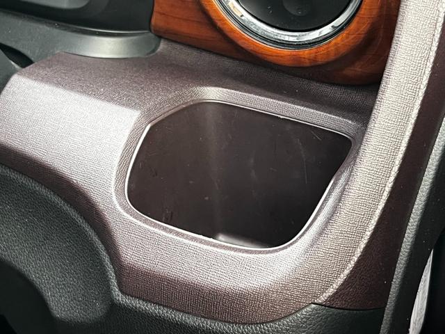 N-ONE プレミアム・Lパッケージ 純正ナビ TV CD/DVD バックカメラ ETC ステアリングリモコン ECON 横滑り防止 オートAC オートライト 電格ミラー パワーウィンドウ プッシュスタート スマートキー 1年保証(54枚目)