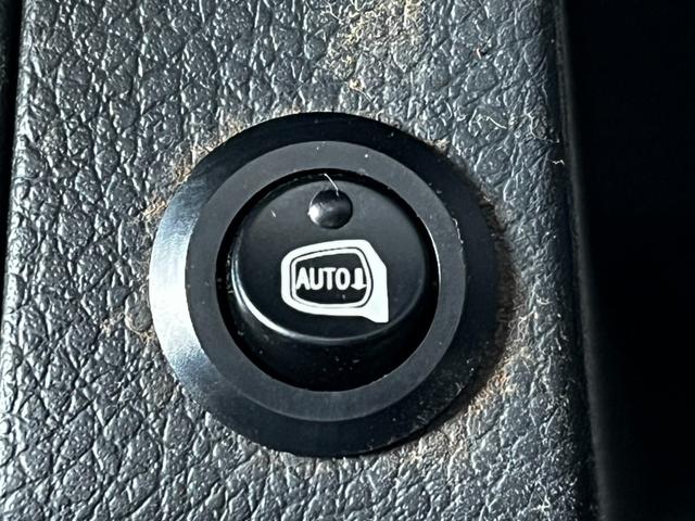 ノート 15E ワンオーナー カーナビ TV バックカメラ ETC オートライト オートエアコン 電動格納ミラー パワーウィンドウ スマートキー ワンオーナー車(43枚目)