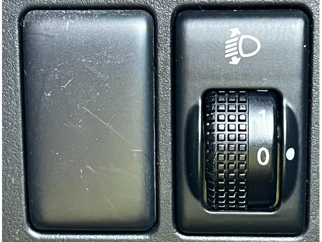 ノート 15E ワンオーナー カーナビ TV バックカメラ ETC オートライト オートエアコン 電動格納ミラー パワーウィンドウ スマートキー ワンオーナー車(44枚目)