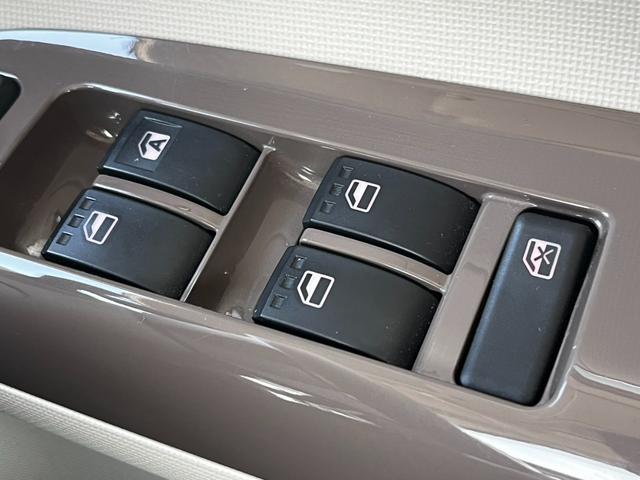 ムーヴキャンバス Xメイクアップリミテッド SAIII 両側電動スライドドア ETC 衝突軽減ブレーキ 横滑り防止 ECONスイッチ オートエアコン オートライト 電動格納ミラー パワーウィンドウ プッシュスタート スマートキー 1年保証(41枚目)