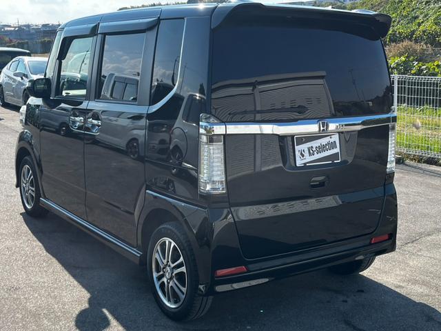 Ｎ－ＢＯＸカスタム Ｇ　ＳＳパッケージ　アルパイン８インチナビ　Ｂｌｕｅｔｏｏｔｈ　両側電動スライドドア　バックカメラ　ＥＴＣ　ＴＶ　ＣＤ／ＤＶＤ　ステアリングリモコン　横滑り防止　ＥＣＯＮスイッチ　オートエアコン　オートライト　１年保証（12枚目）