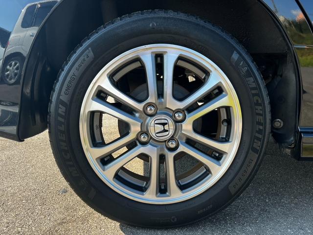 Ｎ－ＢＯＸカスタム Ｇ　ＳＳパッケージ　アルパイン８インチナビ　Ｂｌｕｅｔｏｏｔｈ　両側電動スライドドア　バックカメラ　ＥＴＣ　ＴＶ　ＣＤ／ＤＶＤ　ステアリングリモコン　横滑り防止　ＥＣＯＮスイッチ　オートエアコン　オートライト　１年保証（23枚目）