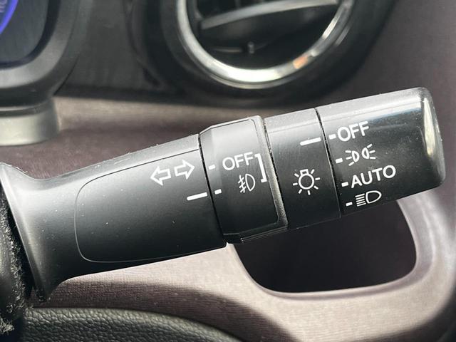 �y�C���p�l����z���E���悭�^�]���₷���݌v�ƂȂ��Ă���܂��B�C���p�l�������������Ɛ������ꂽ�f�U�C���ō����������Ă��܂��B���X�̃h���C�u��O�������܂���B