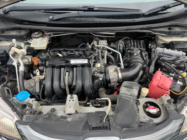 フィットハイブリッド Lパッケージ オーディオ ドライブレコーダー ETC 横滑り防止 ECONスイッチ オートライト オートエアコン 電動格納ミラー パワーウィンドウ プッシュスタート スマートキー 1年保証(16枚目)