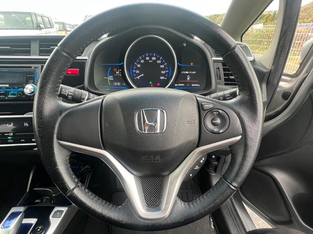 フィットハイブリッド Lパッケージ オーディオ ドライブレコーダー ETC 横滑り防止 ECONスイッチ オートライト オートエアコン 電動格納ミラー パワーウィンドウ プッシュスタート スマートキー 1年保証(44枚目)