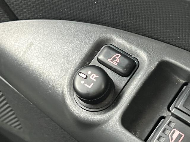 �y�d���i�[�~���[�z�����ĕ֗��I�X�C�b�`��Ń~���[�̊J�A���E�����������o���܂��􃉃b�g�ȉ׎��Ƃ��Ďg���܂��B����E���W���[�Ƒ劈��ł��ˁB