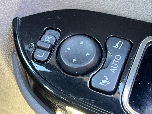 タント カスタムＸセレクション　両側電動スライドドア　シートヒーター　衝突軽減ブレーキ　横滑り防止　アイドリングストップ　オートライト　オートエアコン　電動格納ミラー　パワーウィンドウ　プッシュスタート　スマートキー　１年保証（39枚目）