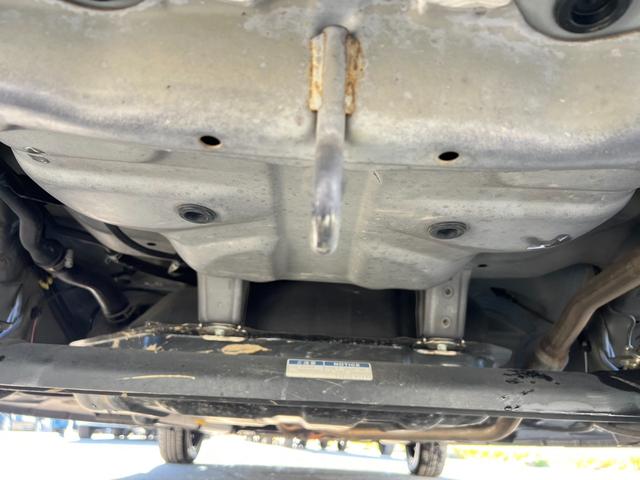 タント カスタムＸ　トップエディションＳＡＩＩ　カーナビ　Ｂｌｕｅｔｏｏｔｈ　両側電動スライドドア　バックカメラ　ＥＴＣ　フルセグ　ステアリングリモコン　衝突軽減ブレーキ　横滑り防止　ＥＣＯＮスイッチ　オートライト　オートエアコン　１年保証（20枚目）