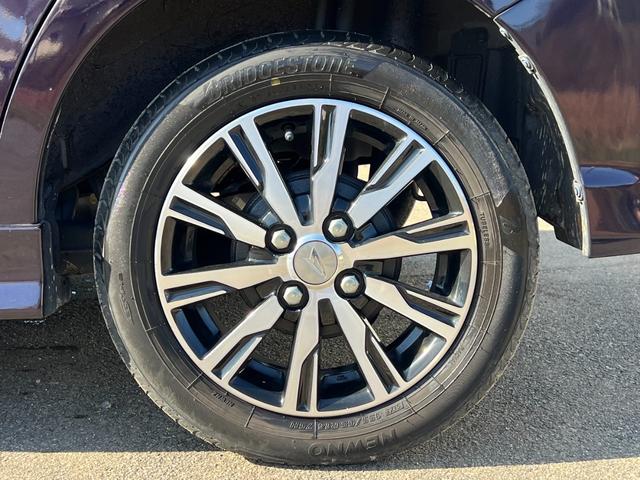 タント カスタムＸ　トップエディションＳＡＩＩ　カーナビ　Ｂｌｕｅｔｏｏｔｈ　両側電動スライドドア　バックカメラ　ＥＴＣ　フルセグ　ステアリングリモコン　衝突軽減ブレーキ　横滑り防止　ＥＣＯＮスイッチ　オートライト　オートエアコン　１年保証（24枚目）