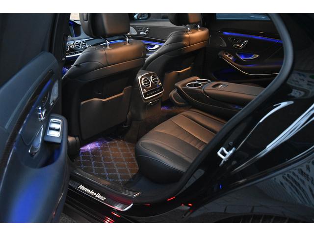 ｓクラス メルセデス ベンツ ｓ５５０ロング 後期ｓ６５仕様 ２２ａｗソリッドブラックニューペイント 左ｈ 後期ヘッド ローダウン 内装リアルカーボン ラッピング ブルメスターサウンドの中古車詳細 中古車検索ならkurutown クルタウン
