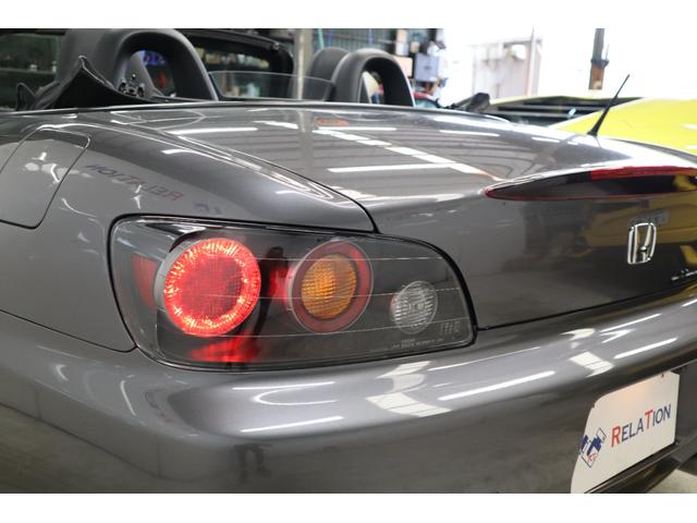 S2000 ベースグレード 17AW6MTタイヤ2024年製ローダウンTODAエキマニMOMOハンドル社外オーディオハーフレザーシートETCミラー型ドラレコ(17枚目)