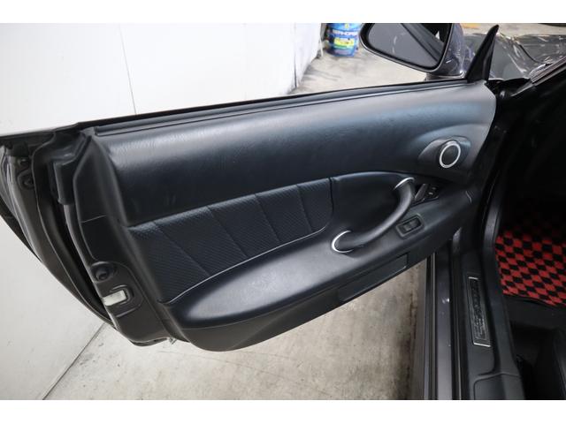 S2000 ベースグレード 17AW6MTタイヤ2024年製ローダウンTODAエキマニMOMOハンドル社外オーディオハーフレザーシートETCミラー型ドラレコ(32枚目)