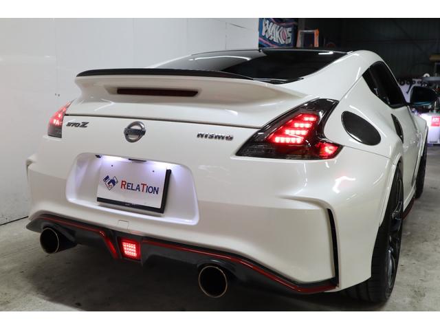 フェアレディＺ ニスモ　ＳＥＩＢＯＮカーボンボンネットカーボンルーフカバーフロントスポイラーリアスポ１９ＡＷ社外ヘッドライトテール専用レカロシートＡＭＵＺＥチタンマフラーキャタライザー社外フェンダーナビＴＶスポリセ記録簿（9枚目）